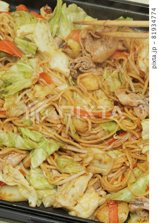 ポテト入り焼きそば 81934774