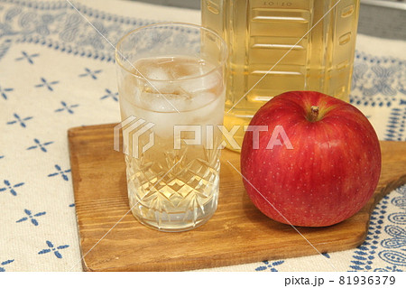 リンゴ酢 81936379