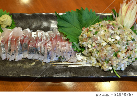 鯵のお刺身となめろう 81940767