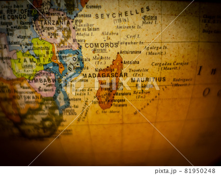 世界地図　 81950248