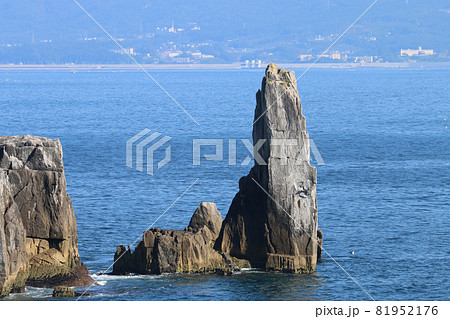 気仙沼唐桑半島、巨釜半造の折石 気仙沼唐桑半島、巨釜半造の折石 81952176