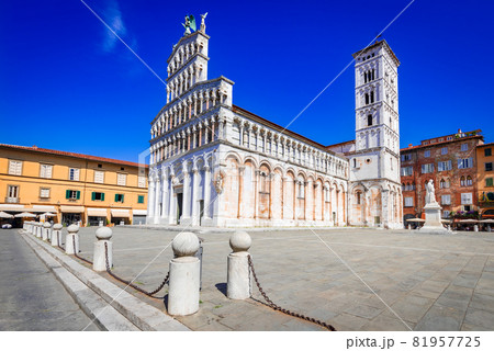 Lucca, Italy - Chiesa di San Michele, Tuscany scenic background 81957725