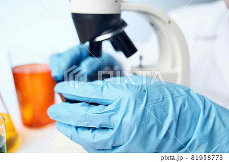 Microscope setting experiment diagnostics science laboratory 81958773