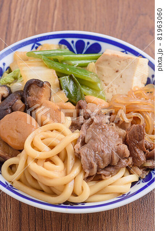 すき焼き風煮込み料理 すき焼き風煮込み料理 81963060