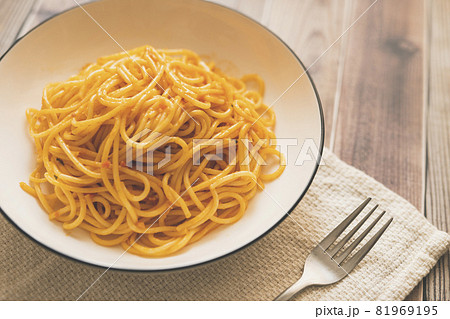 シンプルなトマトクリームパスタ シンプルなトマトクリームパスタ 81969195