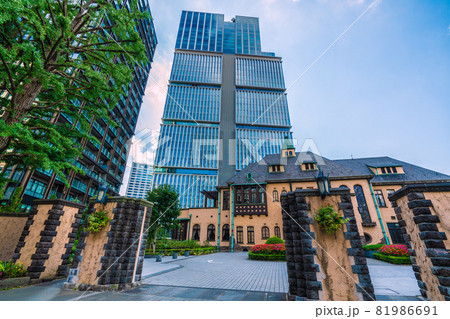 日本の東京都市景観　紀尾井町の超高層ビルなどを望む 81986691