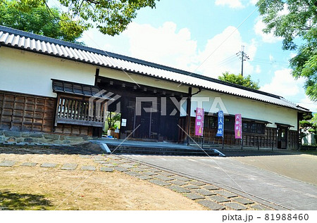 旧五條代官所 長屋門 81988460