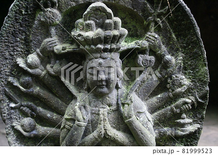 松島の瑞巌寺の千手観音石仏 松島の瑞巌寺の千手観音石仏 81999523