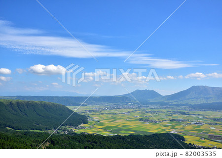 大観峰からの阿蘇カルデラと阿蘇五岳　阿蘇五岳釈迦涅槃像　阿蘇カルデラ風景　　 82003535