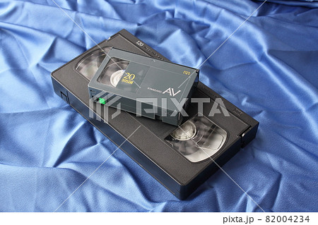 VHSビデオテープとVHS-Cテープ 82004234