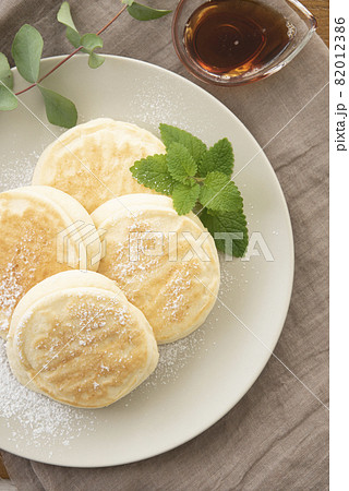 リコッタチーズのパンケーキ 82012386