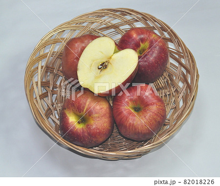 赤 アップル Apple 82018226