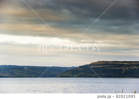 Bakota bay landscape 82021095