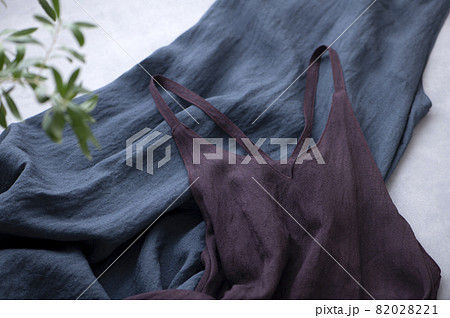 リネンのワンピース 82028221