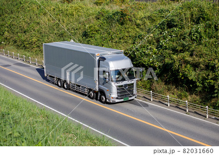 大型 トラック 大型 トラック 82031660