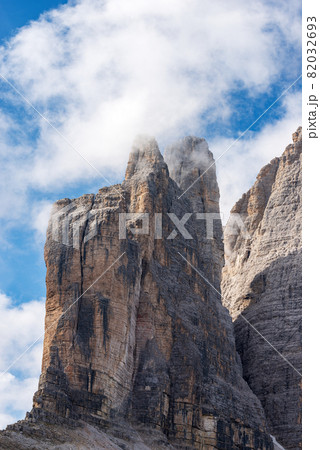 Rock face of Drei Zinnen or Tre Cime di Lavaredo - Dolomites Italian Alps 82032693