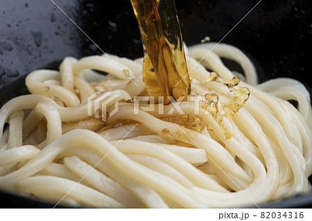 ぶっかけうどん ぶっかけうどん 82034316