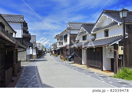 河原町妻入商家群の街並み（兵庫県丹波篠山市河原町） 82039478