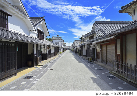 河原町妻入商家群の街並み（兵庫県丹波篠山市河原町） 82039494