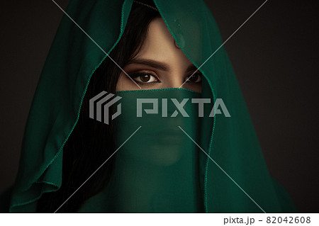 Beautiful Woman in Traditional Costume 82042608