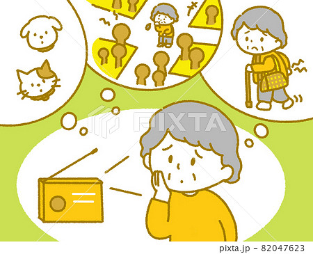 避難を迷う高齢者　おばあちゃん 82047623