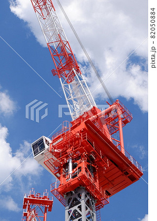 タワークレーン 82050884