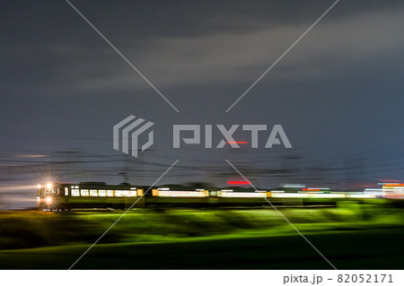 【流し撮り】中央西線を駆ける383系 82052171