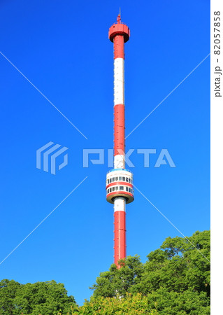 【愛媛県】快晴下の宇和海展望タワー 【愛媛県】快晴下の宇和海展望タワー 82057858