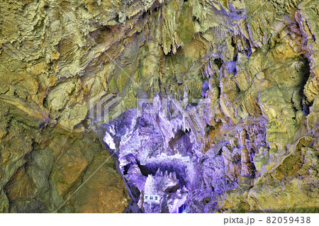 【飛騨大鍾乳洞】 岐阜県高山市丹生川町日面 82059438