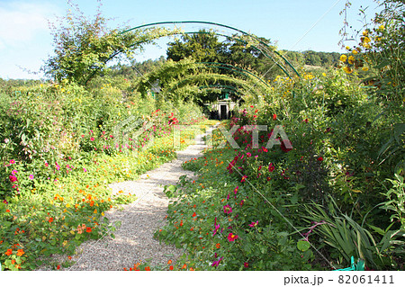 ジベルニー　モネの庭 82061411