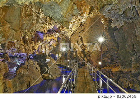 【飛騨大鍾乳洞】 岐阜県高山市丹生川町日面 82062459