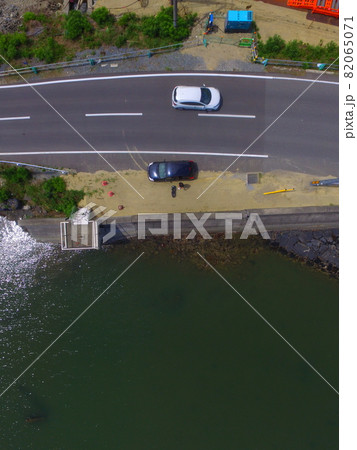 湾岸道路〜ドローンで空撮(松島湾/宮城県東松島市宮戸字樫木山) 湾岸道路〜ドローンで空撮(松島湾/宮城県東松島市宮戸字樫木山) 82065071