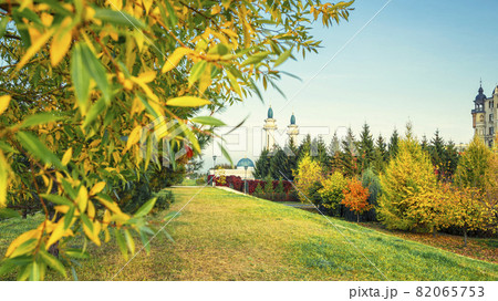 Park of the Palace of Farmers in Kazan, Palace Square, Irek Mosque Park of the Palace of Farmers in Kazan, Palace Square, Irek Mosque 82065753