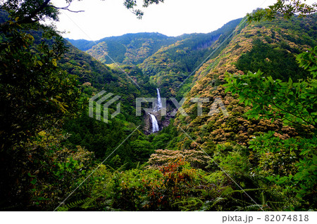 鼻白の滝・鼻の白いウサギが棲んでいてその名が付いた、熊野の隠れた名所・和歌山県熊野川町田長(8) 82074818