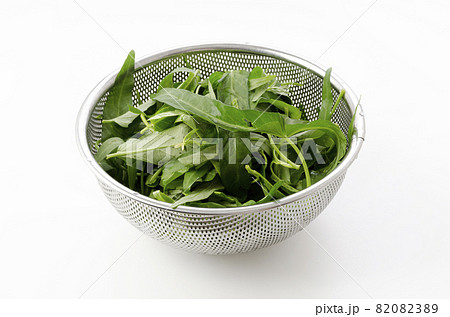空心菜の葉 下ごしらえ 82082389