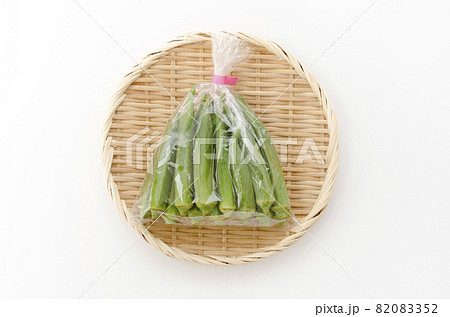 オクラ 袋入り 82083352