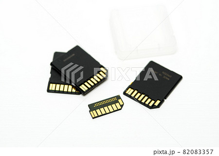 電子部品　SDカード 82083357