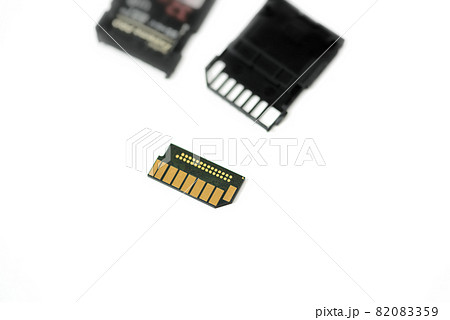 電子部品　SDカード 82083359