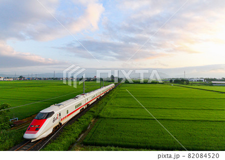 山形新幹線内を走るEast-i 82084520