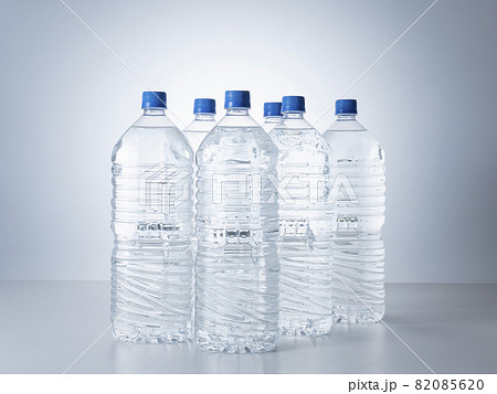 ペットボトル 水 ペットボトル 水 82085620