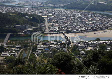 城山から見た岩国市内 82086075
