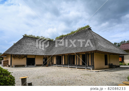 岩手県　遠野　ふるさと村　南部　曲り家 82086233