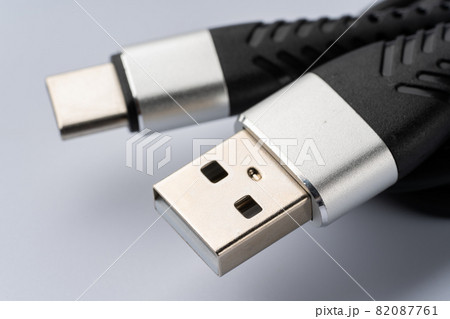 USBケーブル 82087761