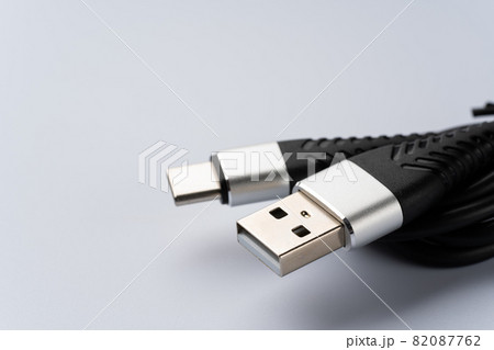 USBケーブル 82087762
