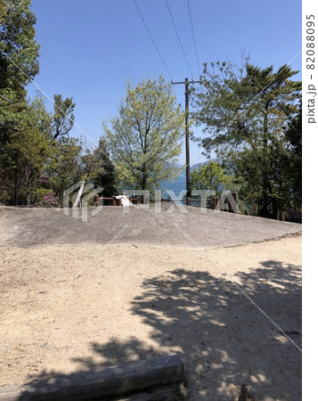 《うさぎの島（大久野島）南部照明所跡》（広島県　竹原市） 82088095