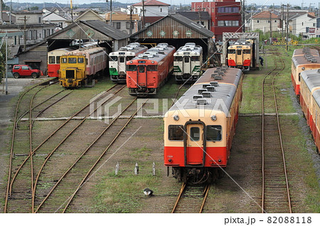 新しい小湊鉄道の風景 82088118