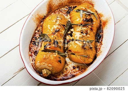Baked pumpkin with herbs Baked pumpkin with herbs 82090025