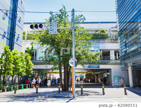 東京　成城学園前駅　北口 82090551