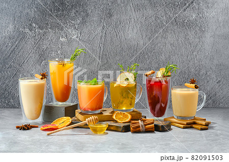 Composition with hot fruit and herbal winter drinks Composition with hot fruit and herbal winter drinks 82091503