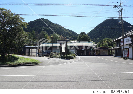長良川鉄道美濃市駅 82092261